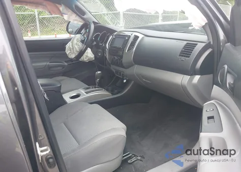 2015 Toyota Tacoma Base V6 из США, поврежденный, VIN 5TFMU4FN9FX030176